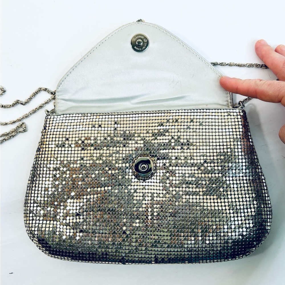 Vintage Silver Metal Mesh Evening Bag with Rhinestone Detail and Chain Strap - Picture 6 of 9